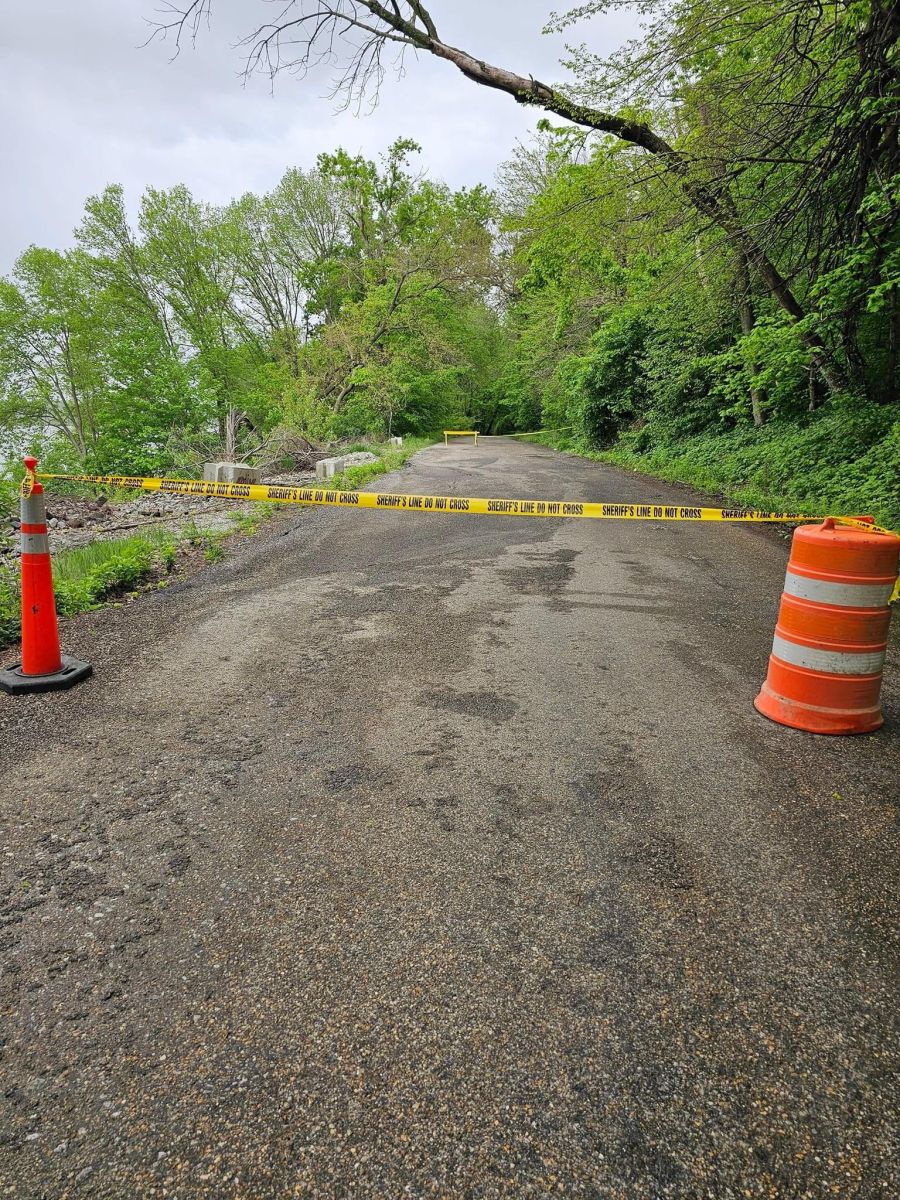 Road Closed barracades